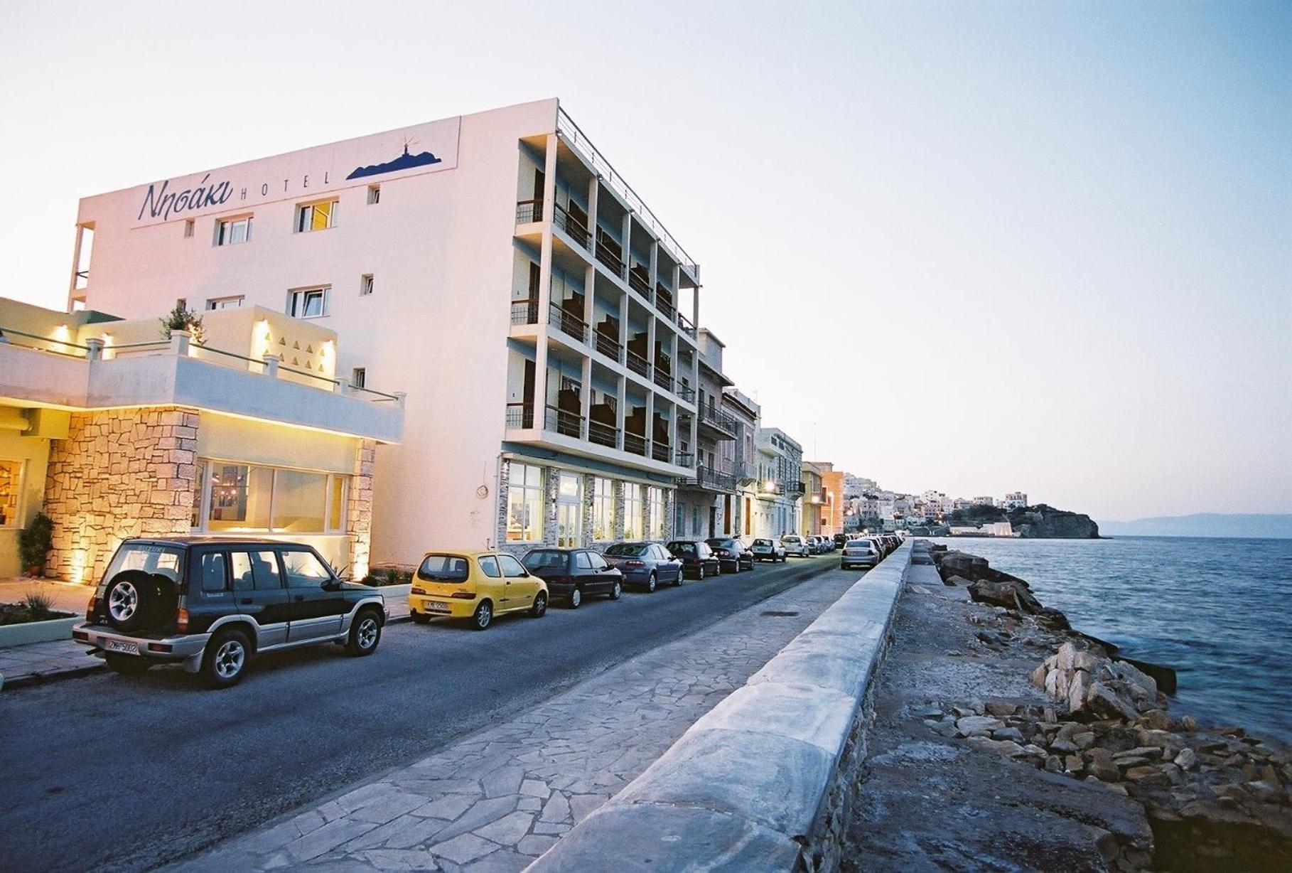 Nisaki Hotel & Elite Suites Ermoupoli Exterior photo